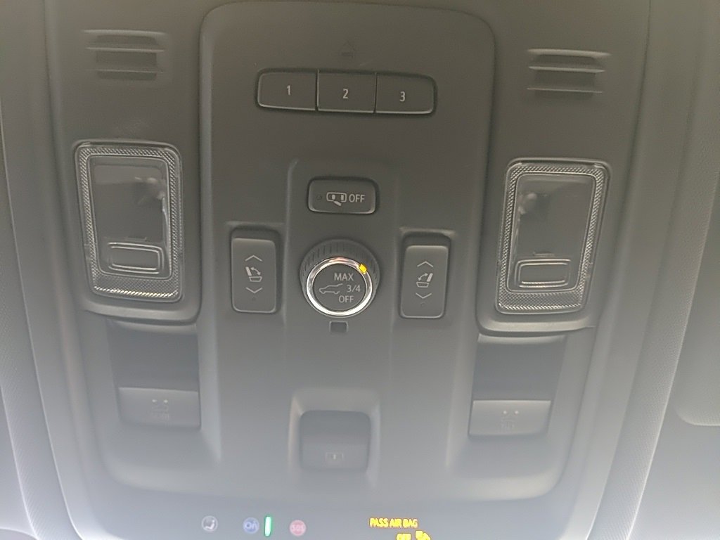 Used 2022 Chevrolet Tahoe Z71 w/ Z71 Off-Road Package image 33