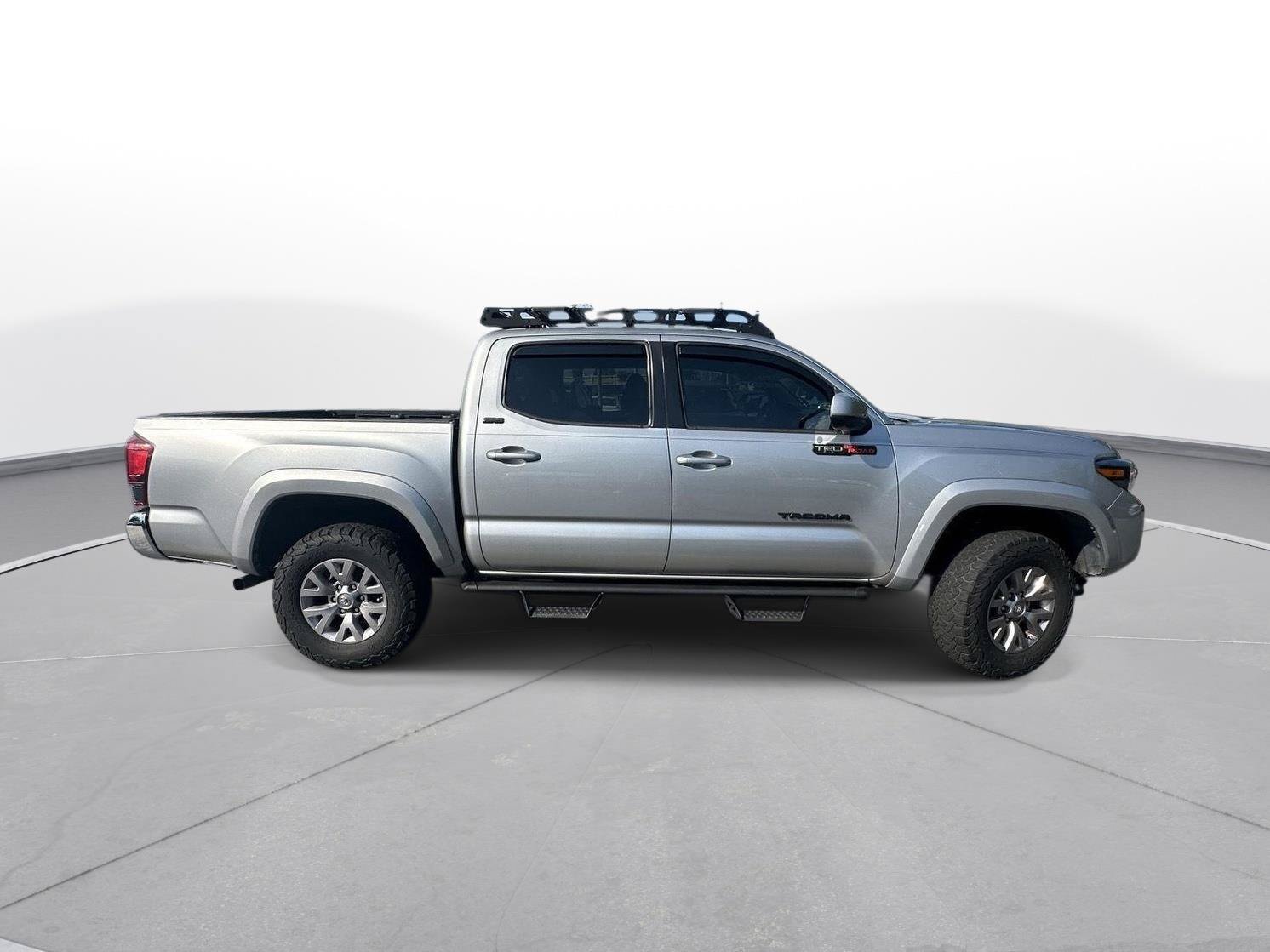 Used 2019 Toyota Tacoma SR5 RWD image 5