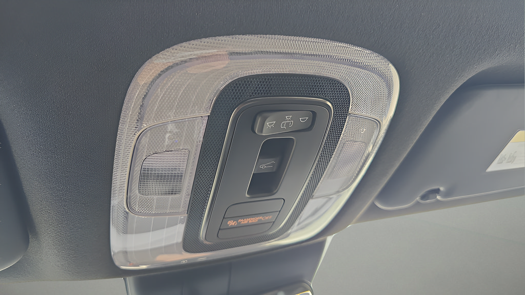 New 2026 Hyundai Elantra SEL Sport Premium FWD image 9