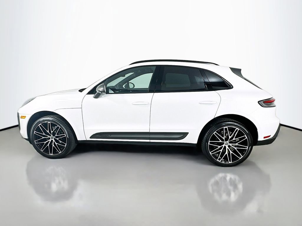Certified 2026 Porsche Macan Turbo AWD/4WD image 2