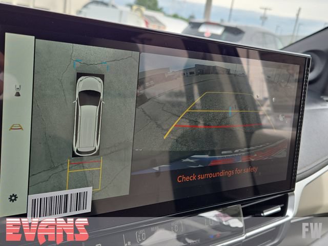 New 2026 Toyota Sienna Platinum AWD/4WD image 9