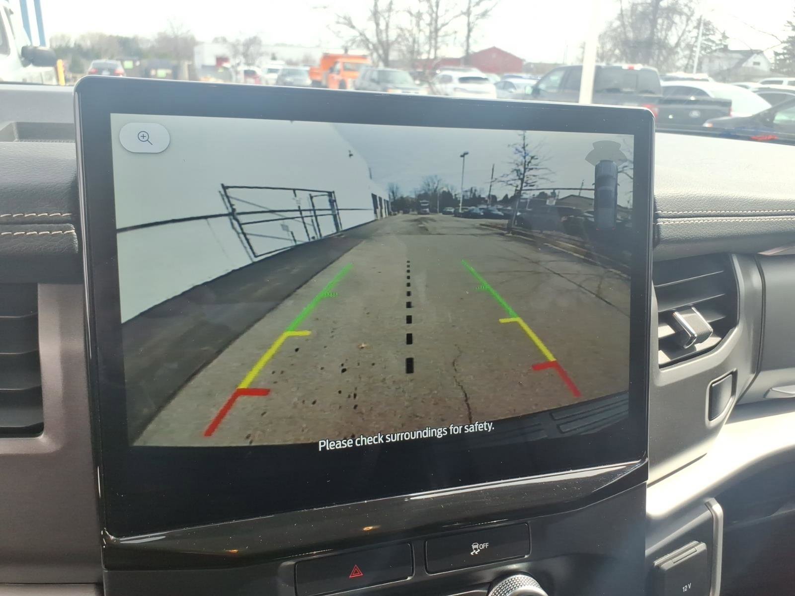 Used 2022 Ford Expedition XLT AWD/4WD image 19