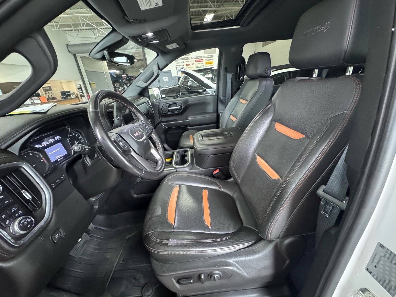 Used 2019 GMC Sierra 1500 AT4 w/ AT4 Premium Package AWD/4WD image 23