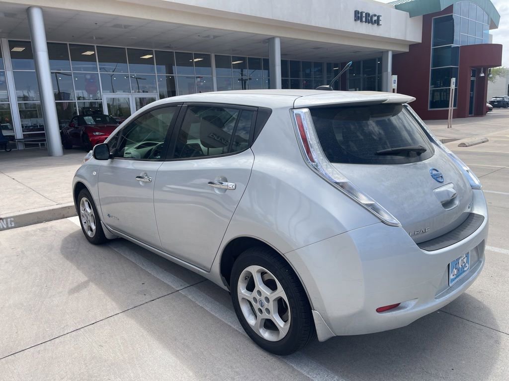 Used 2012 Nissan Leaf SL FWD image 7
