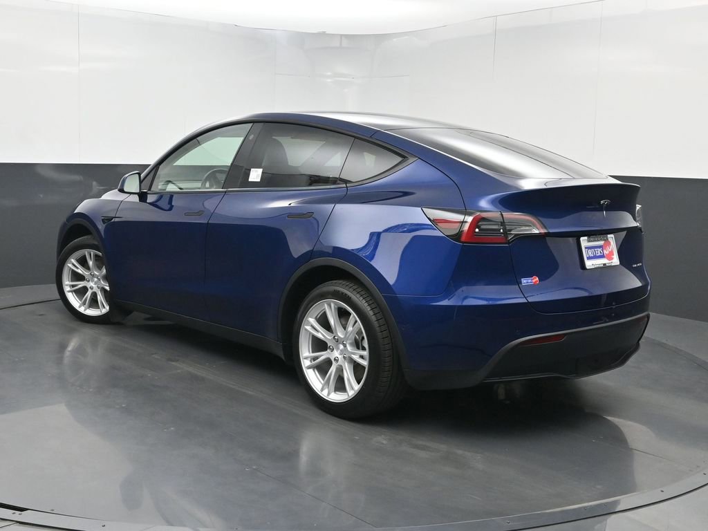 Used 2021 Tesla Model Y Long Range AWD/4WD image 20