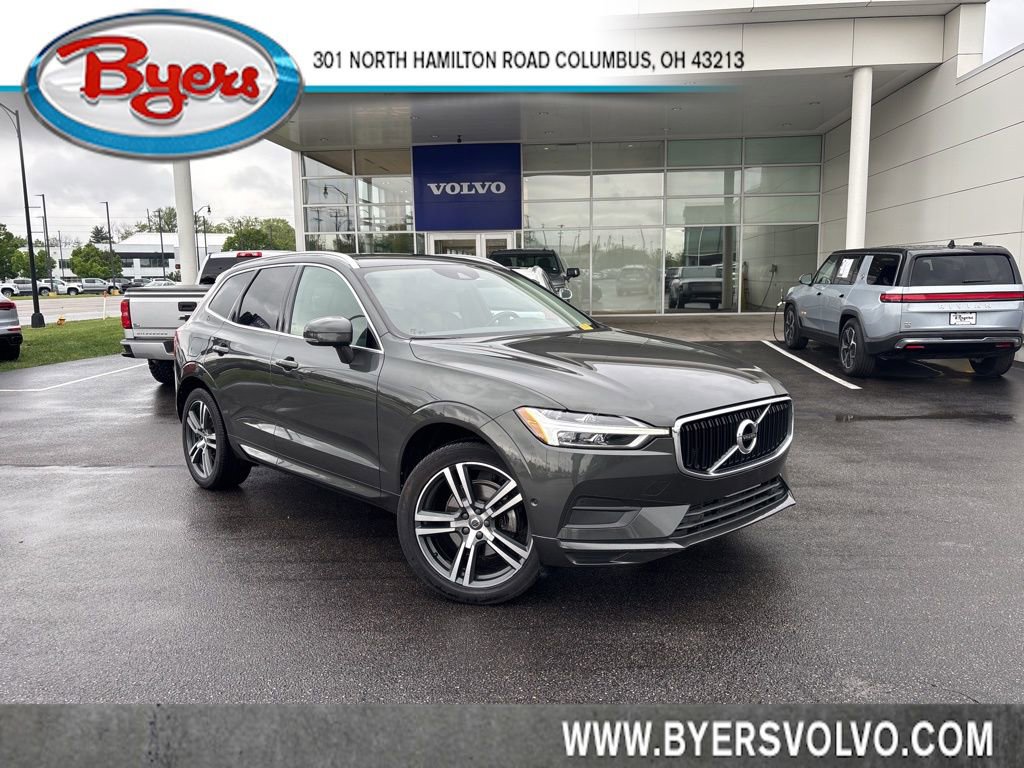 Used 2018 Volvo XC60 T5 Momentum w/ Vision Package