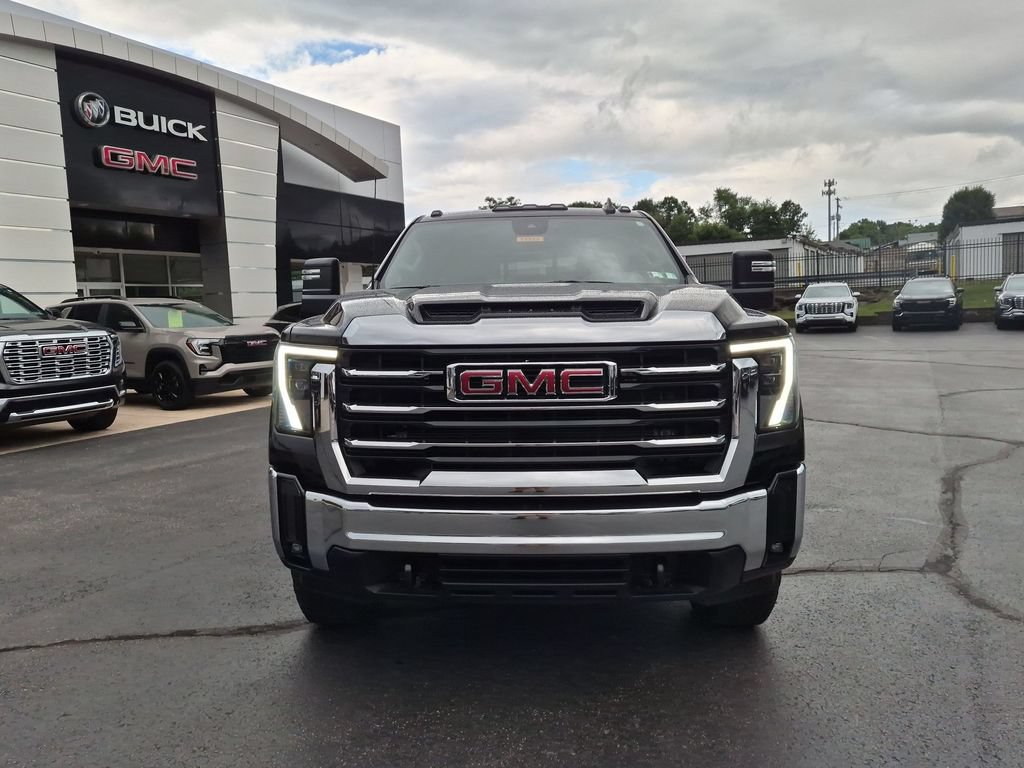 New 2026 GMC Sierra 2500 SLE w/ SLE Value Package; AWD/4WD image 2