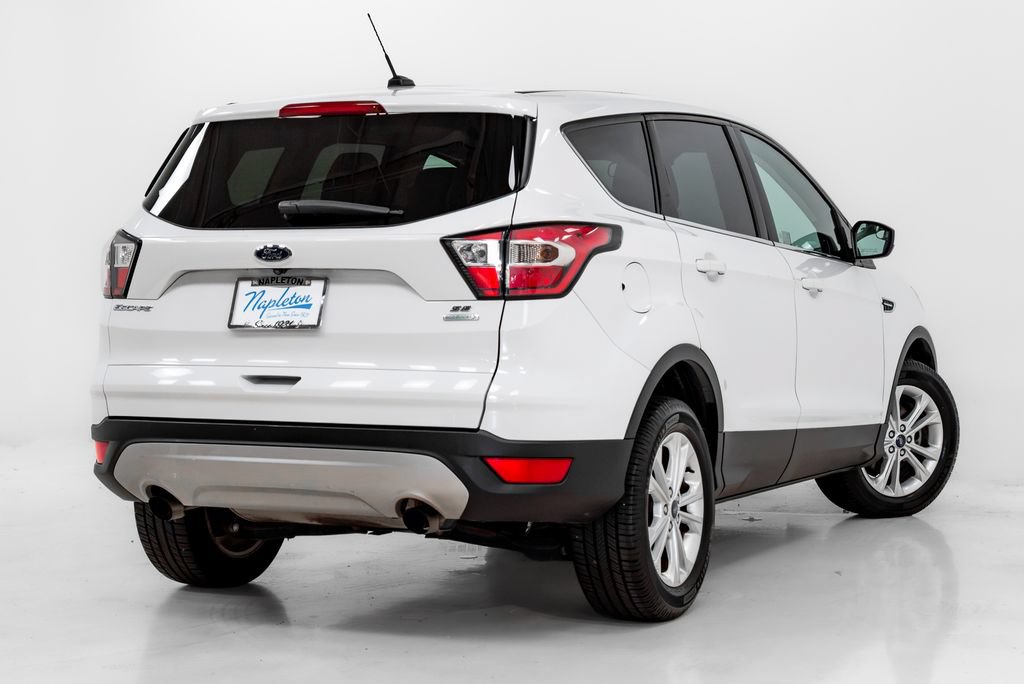 Used 2017 Ford Escape SE FWD image 27