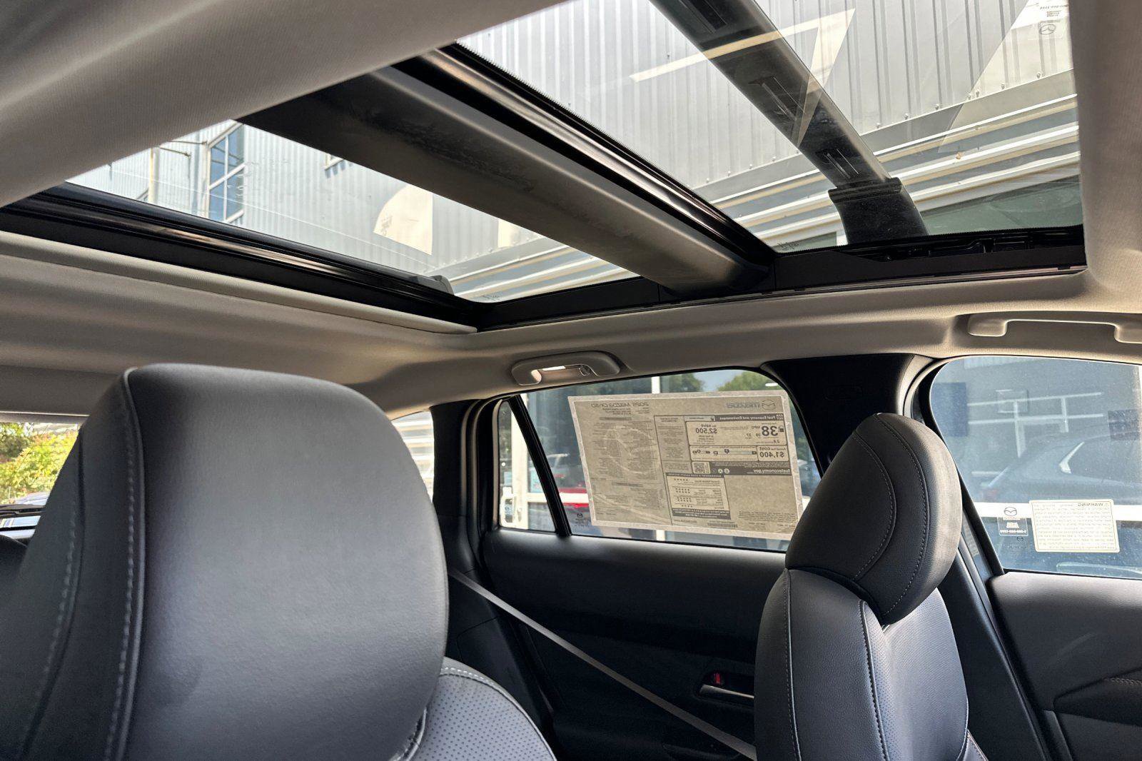 New 2025 MAZDA CX-50 AWD 2.5 Hybrid w/ Weather Package image 16