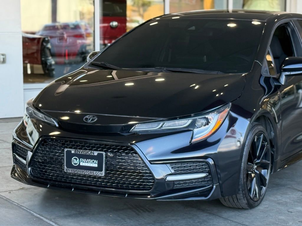 Used 2021 Toyota Corolla SE image 3