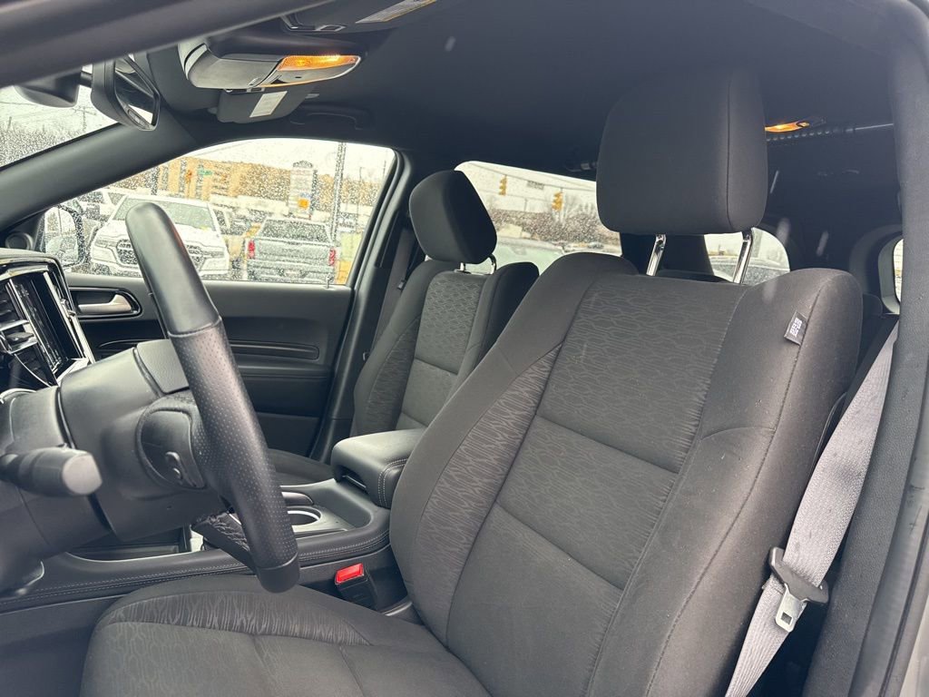 Used 2024 Dodge Durango SXT image 16