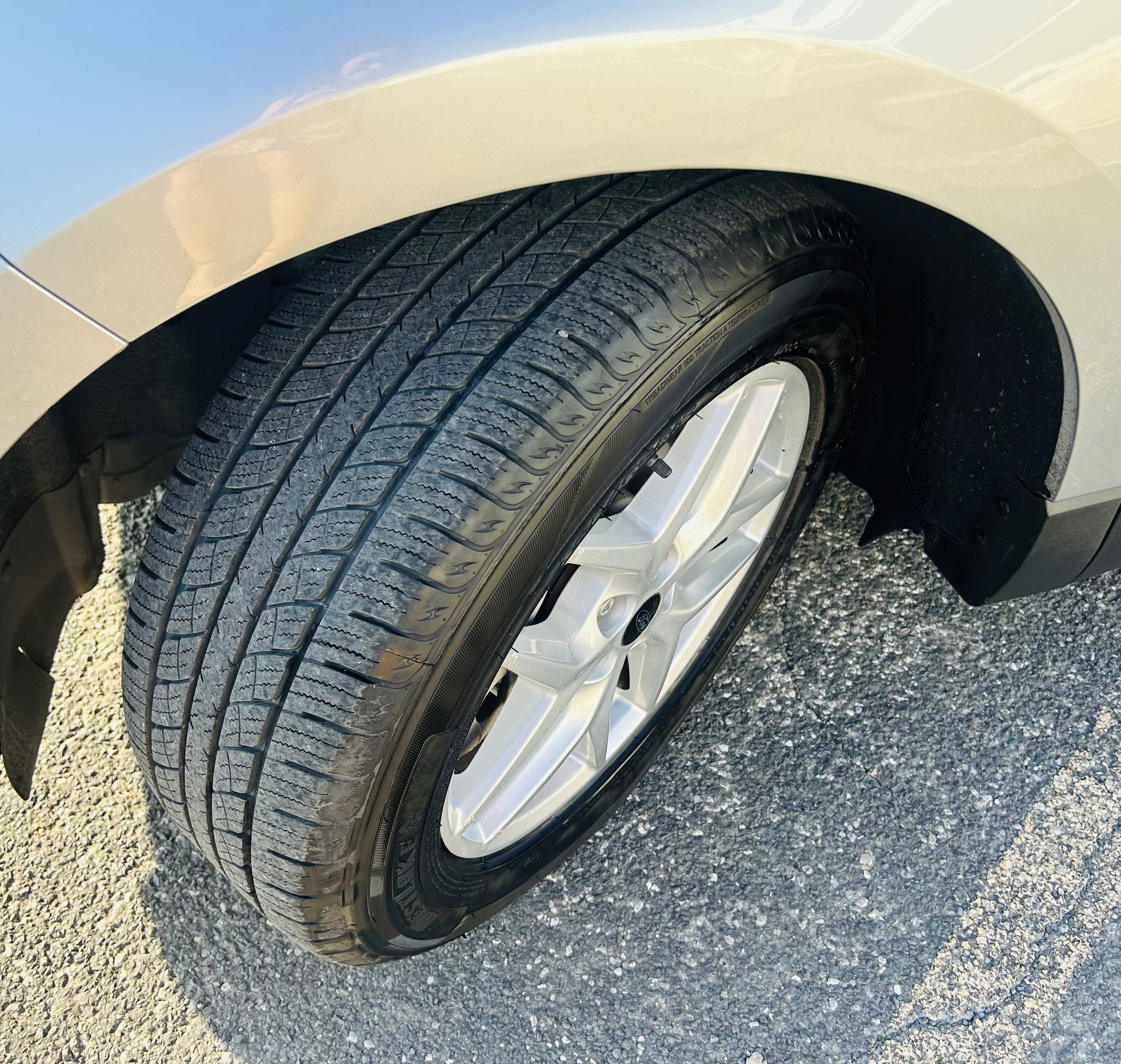 Used 2024 Ford Edge SEL image 20