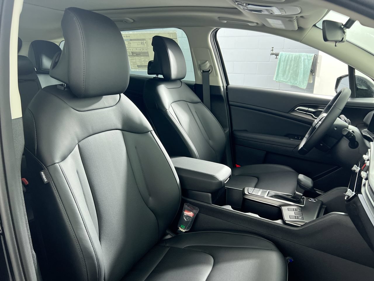 Certified 2026 Kia Sportage SX FWD image 31