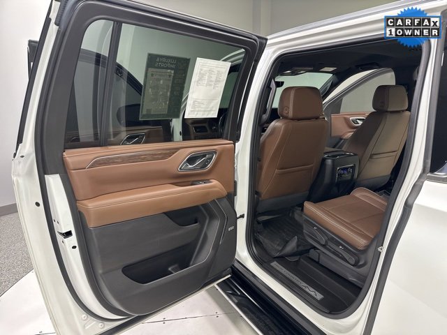 Used 2021 Chevrolet Suburban High Country image 23