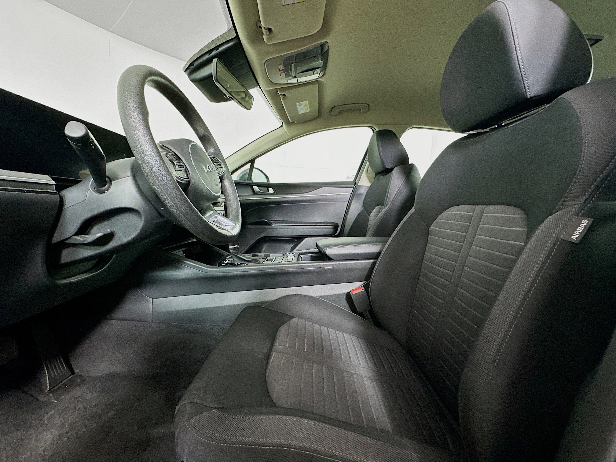 Used 2025 Kia K5 LXS image 13