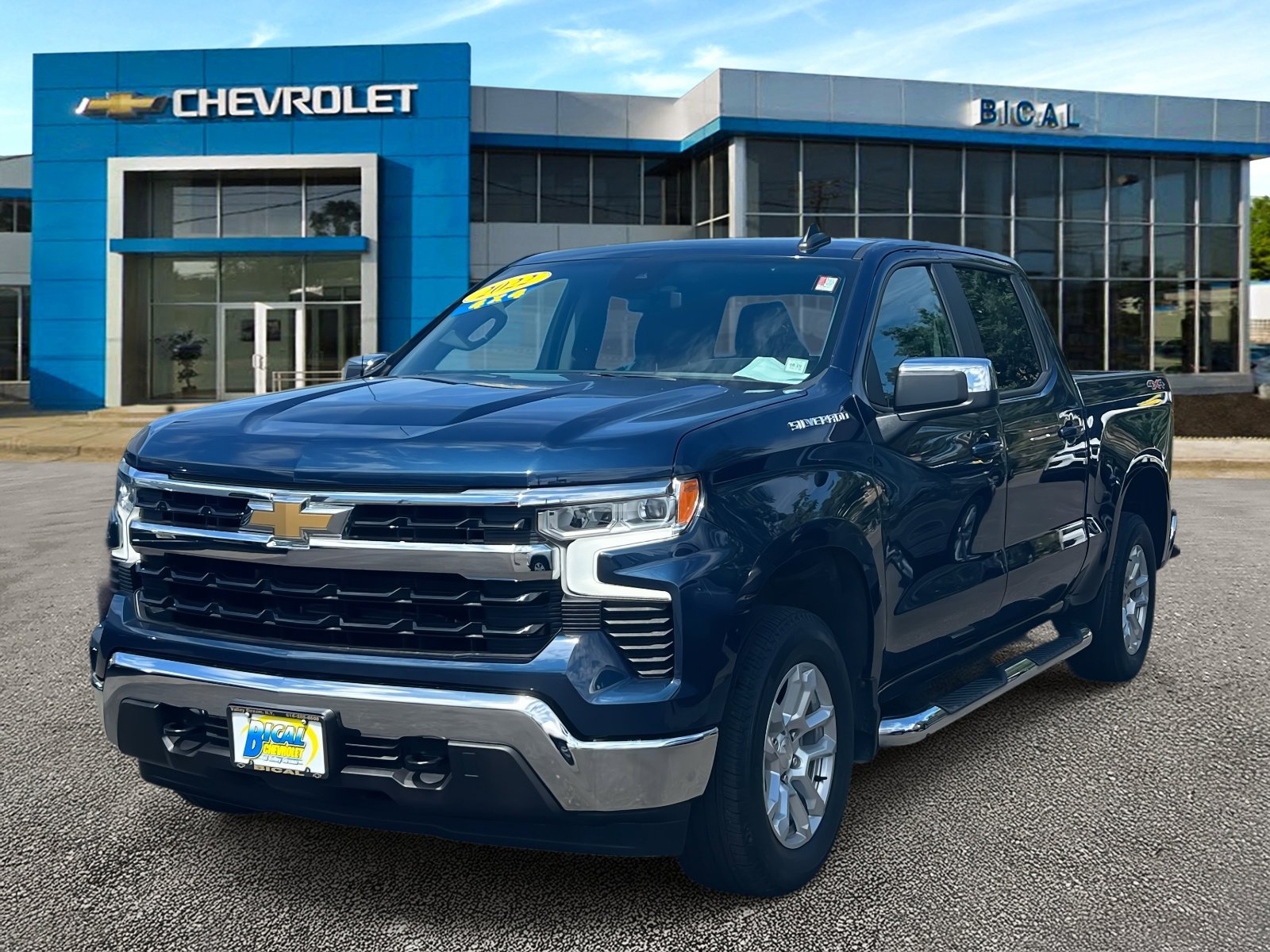 Used 2022 Chevrolet Silverado 1500 LT image 3