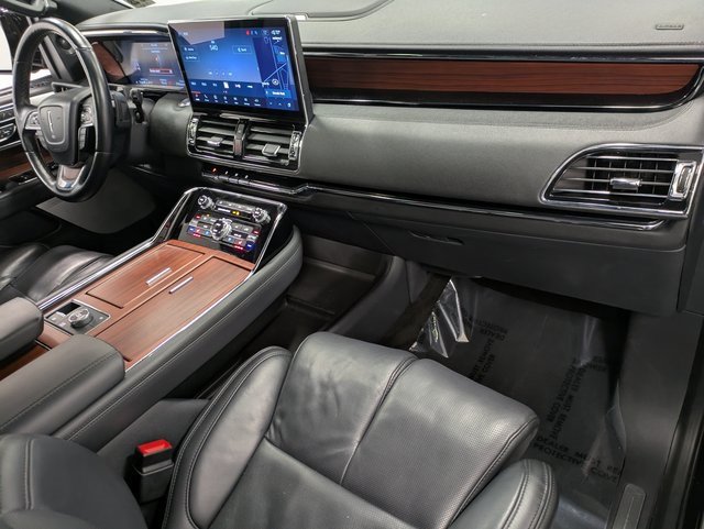 Certified 2023 Lincoln Navigator Reserve image 29