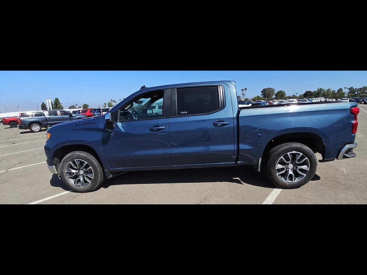 Used 2024 Chevrolet Silverado 1500 LT w/ Leather Package RWD image 8