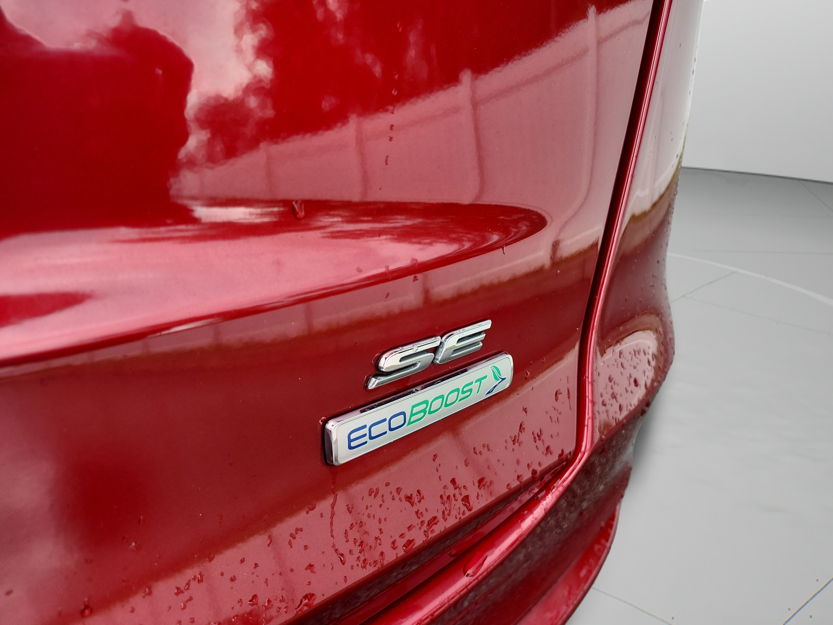 Used 2019 Ford Fusion SE FWD image 28