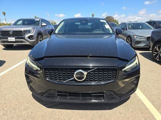 Used 2024 Volvo S60 B5 Core image 1