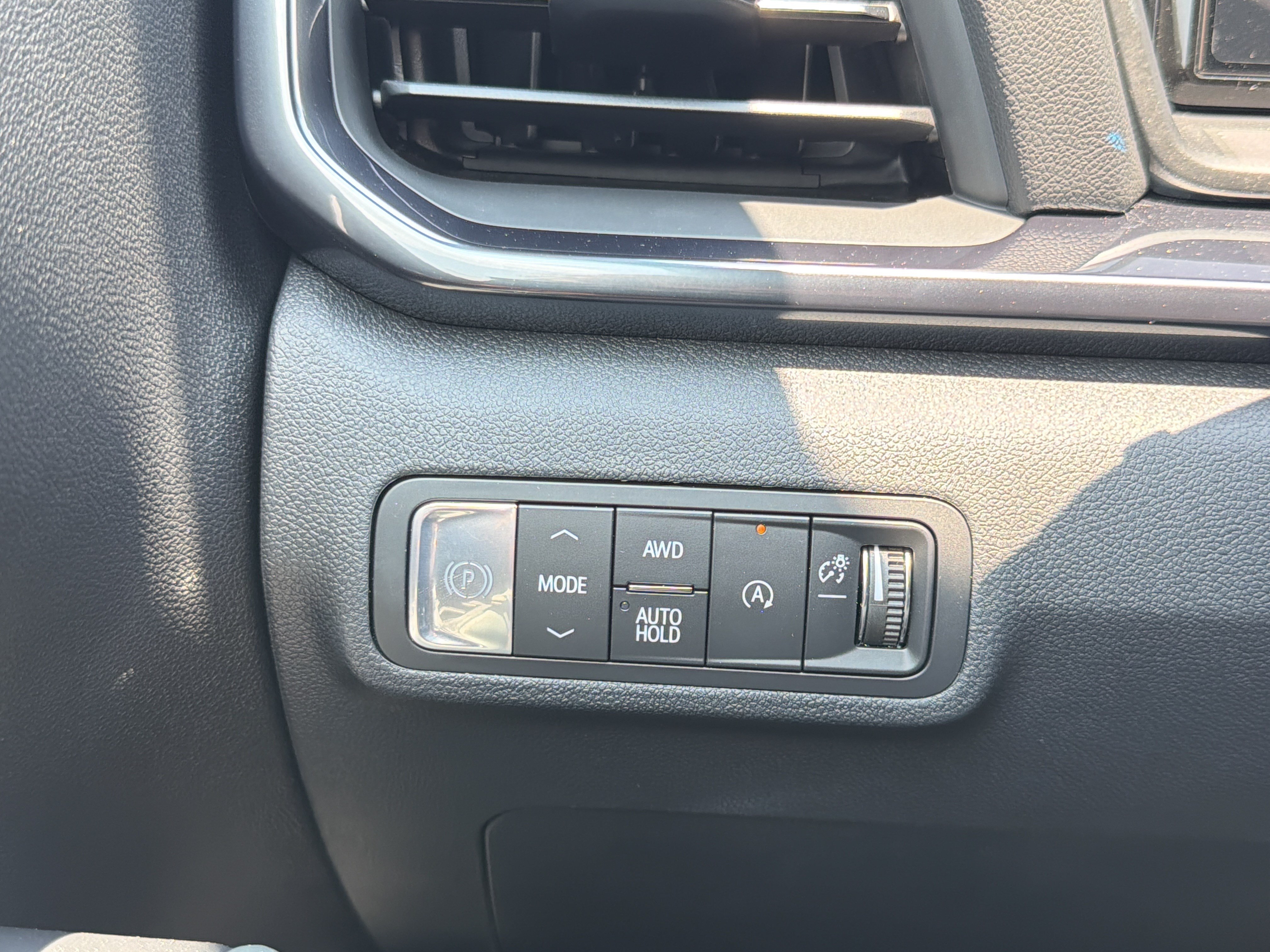 New 2026 GMC Terrain AT4 w/ Technology Package II AWD/4WD image 29