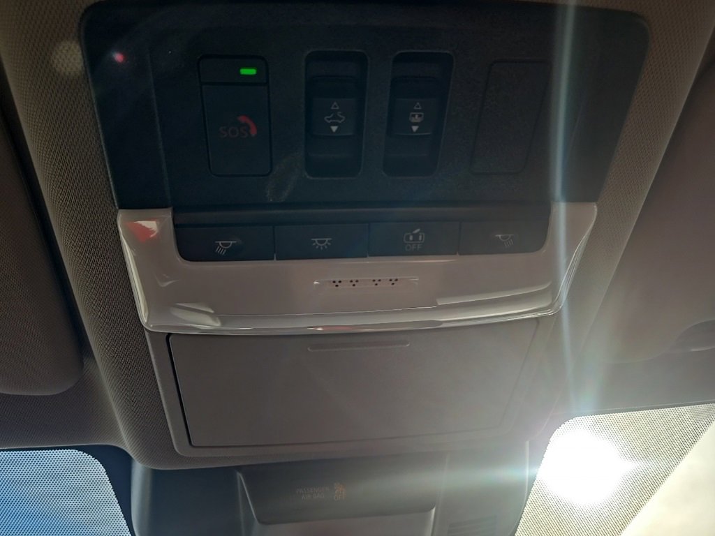 New 2026 Nissan Rogue Platinum image 27