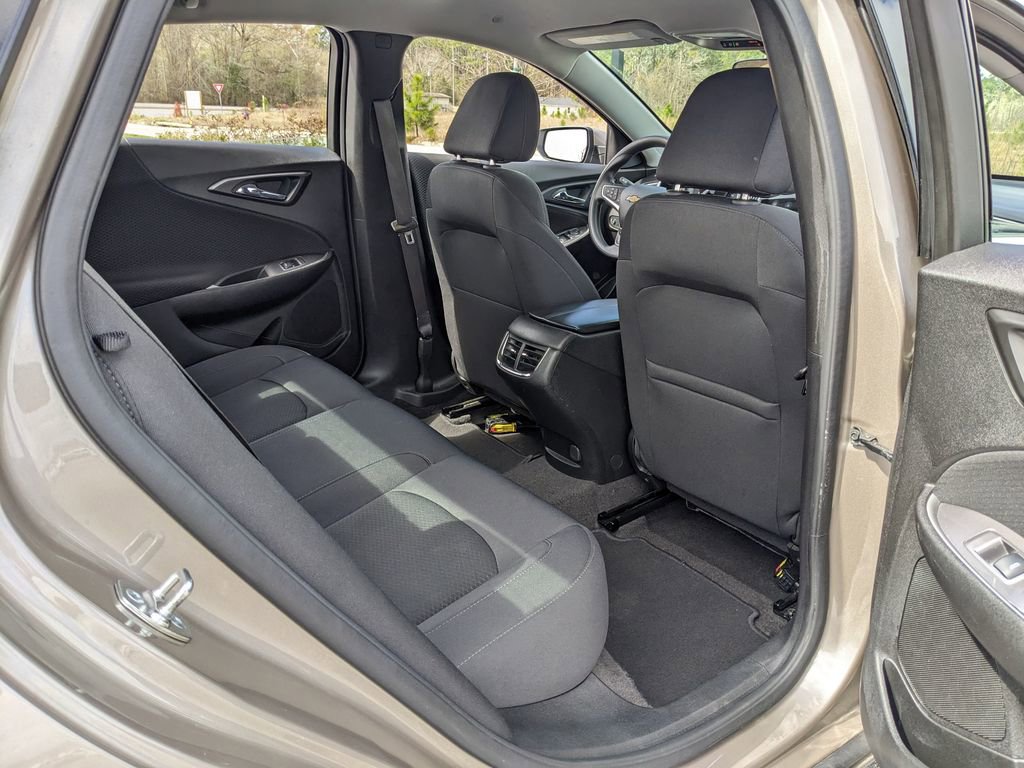 Used 2025 Chevrolet Malibu LT image 43