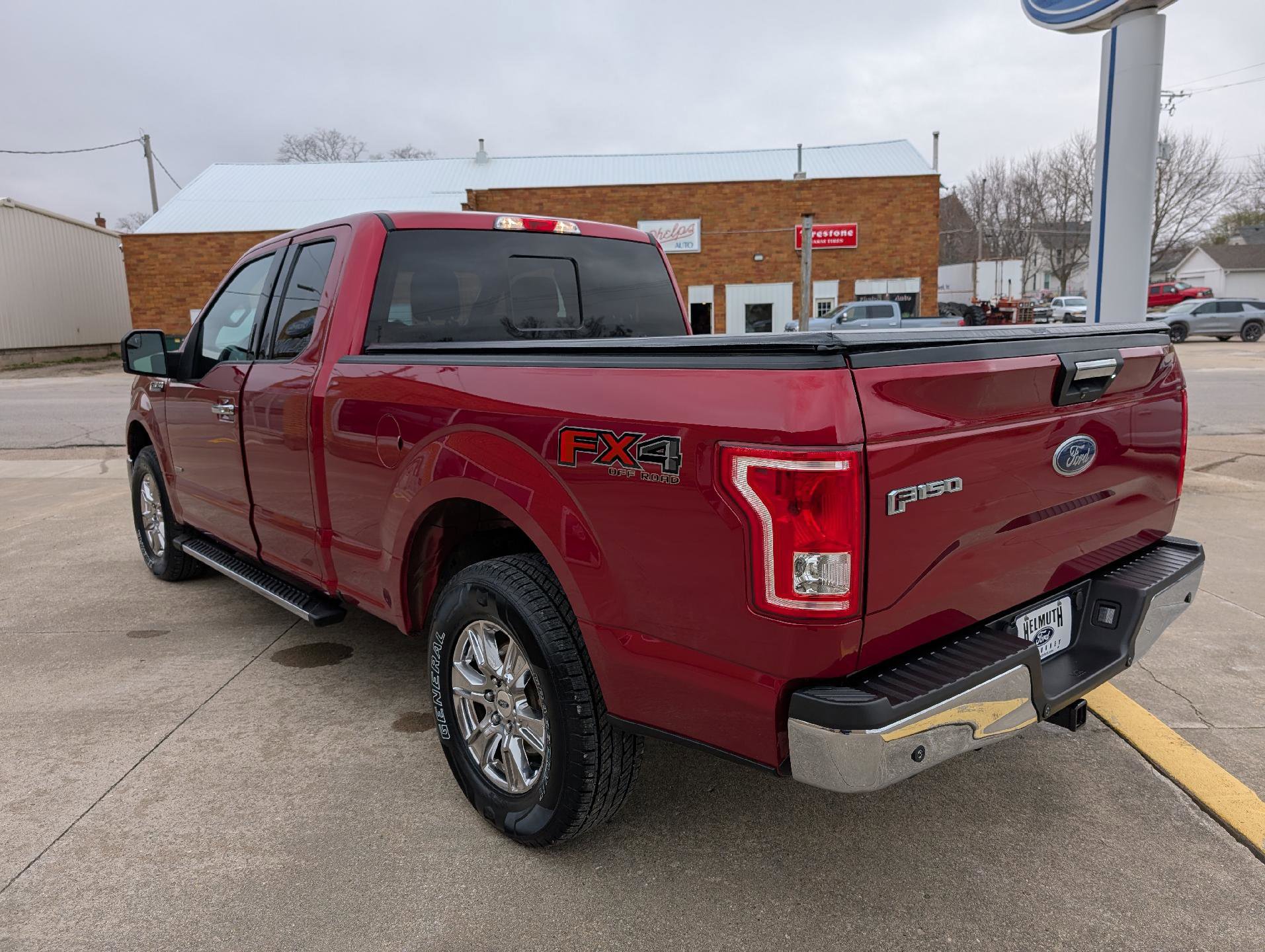Used 2017 Ford F150 XLT w/ Equipment Group 302A Luxury image 8