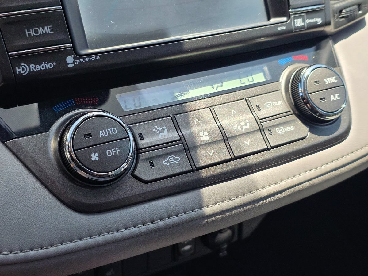 Used 2015 Toyota RAV4 Limited w/ Technology Package FWD image 37