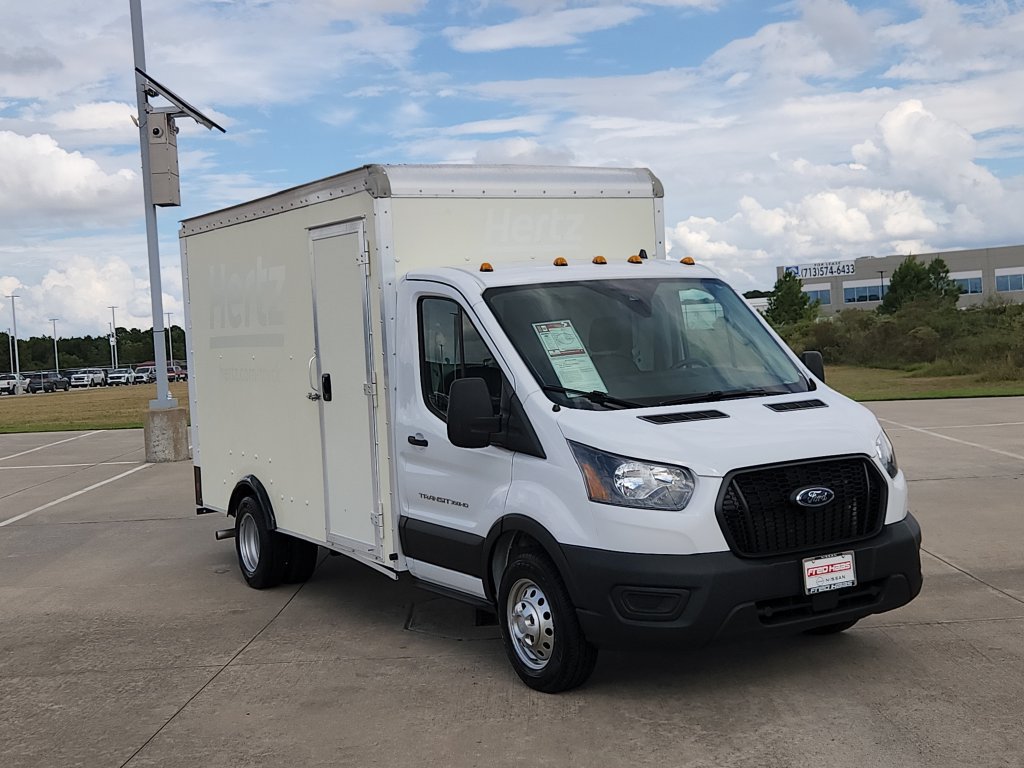 Used 2023 Ford Transit 350 DRW RWD image 3