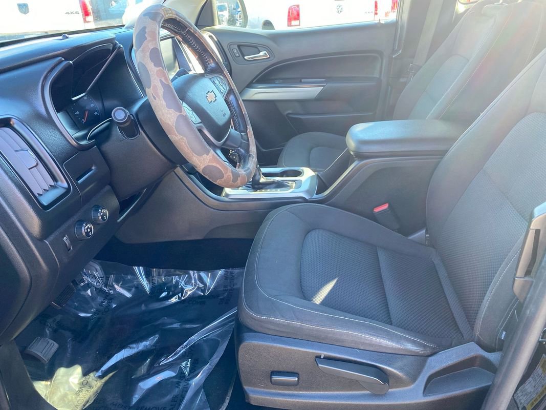 Used 2015 Chevrolet Colorado LT w/ LT Convenience Package image 24