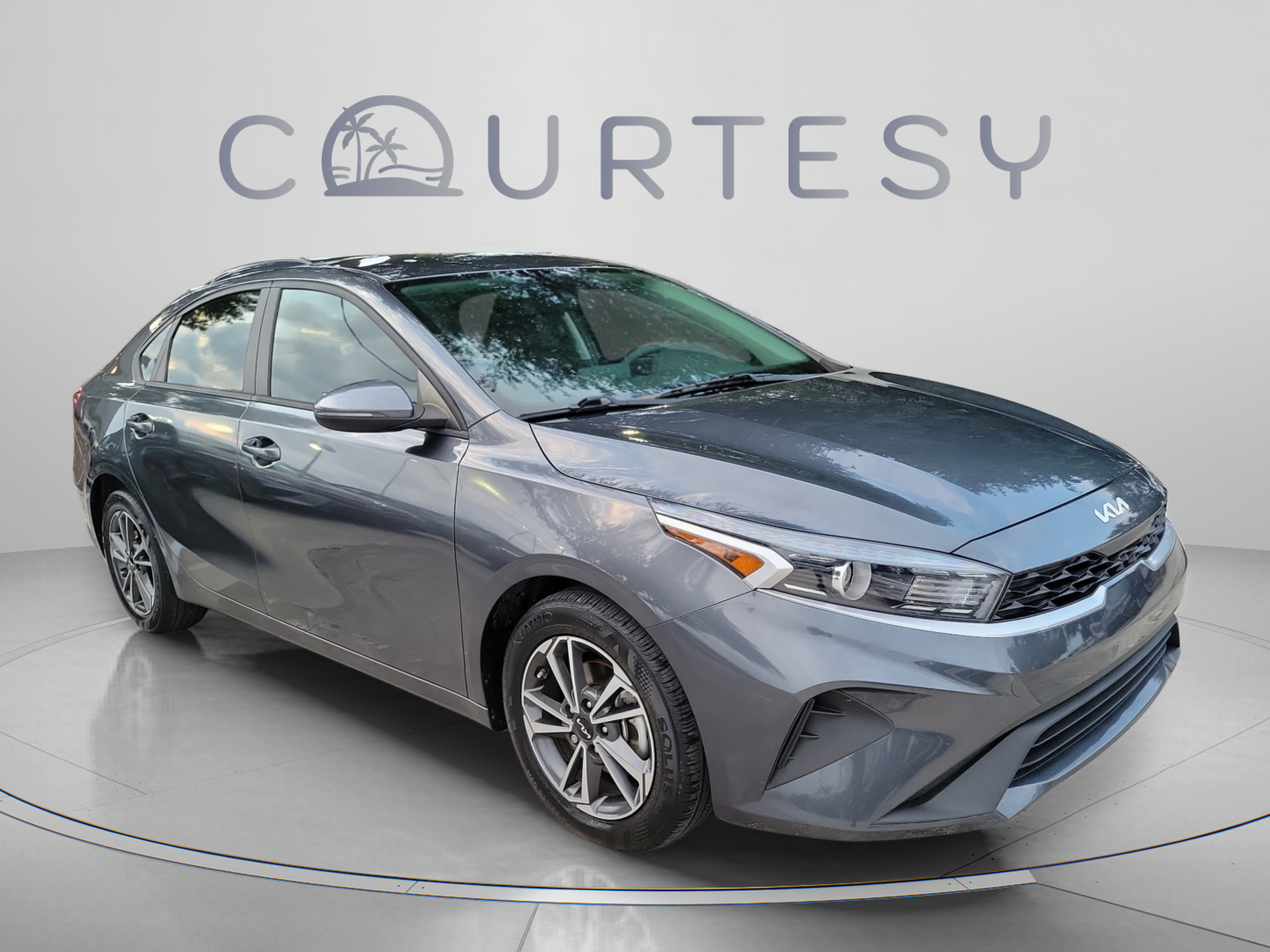 Certified 2023 Kia Forte LXS w/ LXS Technology Package FWD image 5