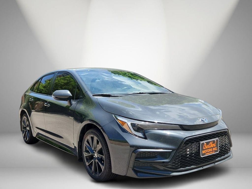 Used 2024 Toyota Corolla SE w/ Convenience Package