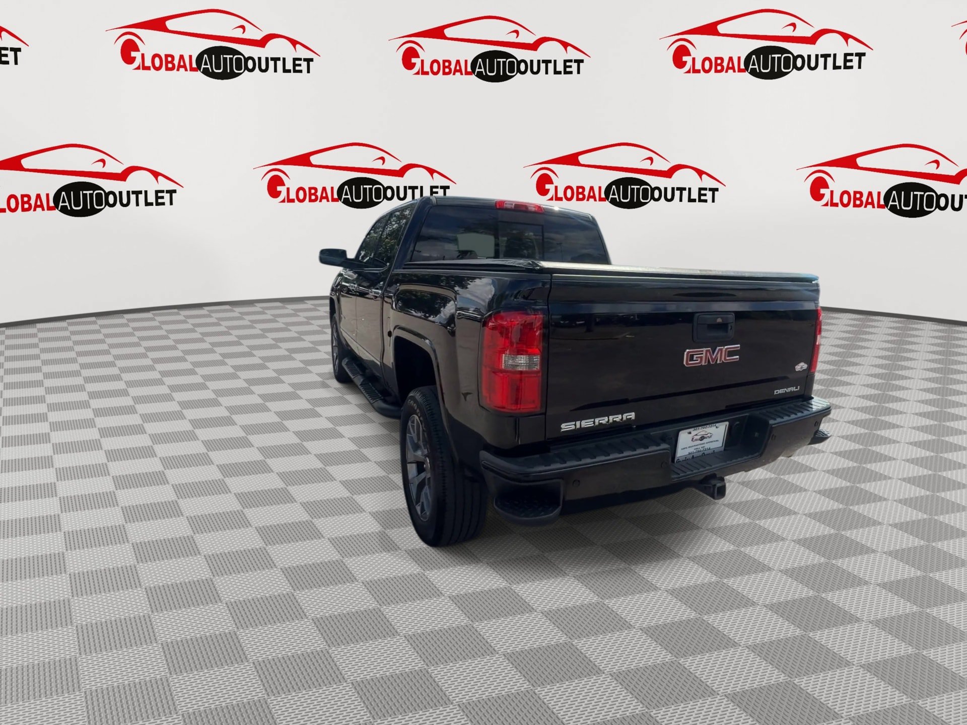 Used 2015 GMC Sierra 1500 Denali AWD/4WD image 7