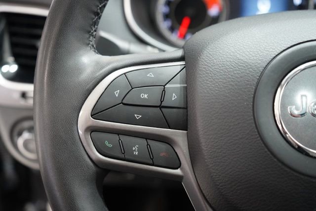 Used 2022 Jeep Cherokee Limited image 22