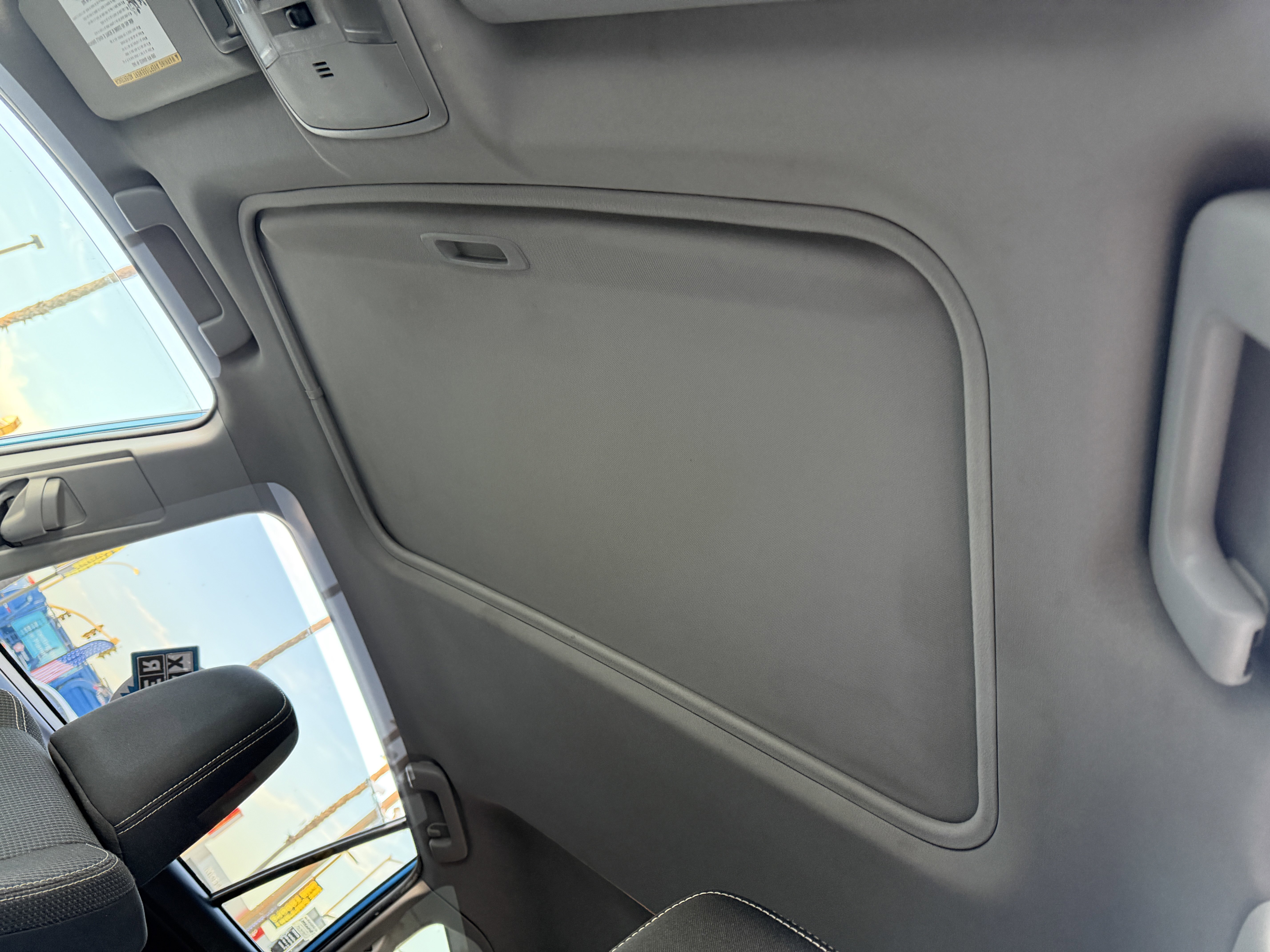 Used 2017 Toyota RAV4 XLE FWD image 22