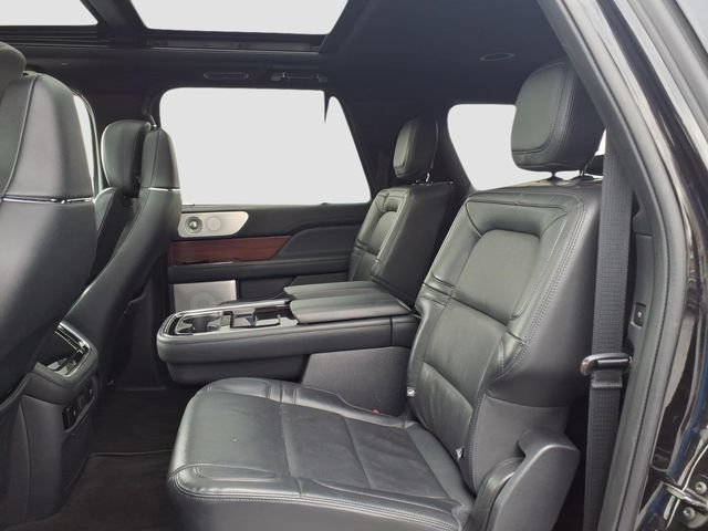 Used 2022 Lincoln Navigator L Reserve AWD/4WD image 16