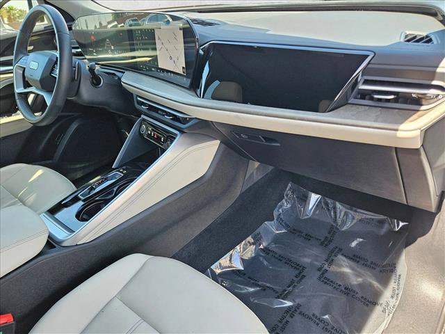 Certified 2025 Audi Q5 Premium Plus w/ Premium Plus AWD/4WD image 22