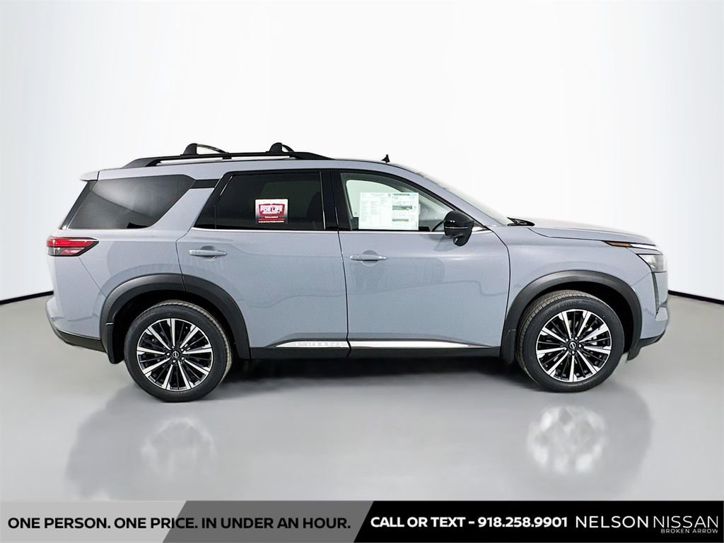 New 2026 Nissan Pathfinder Platinum image 4