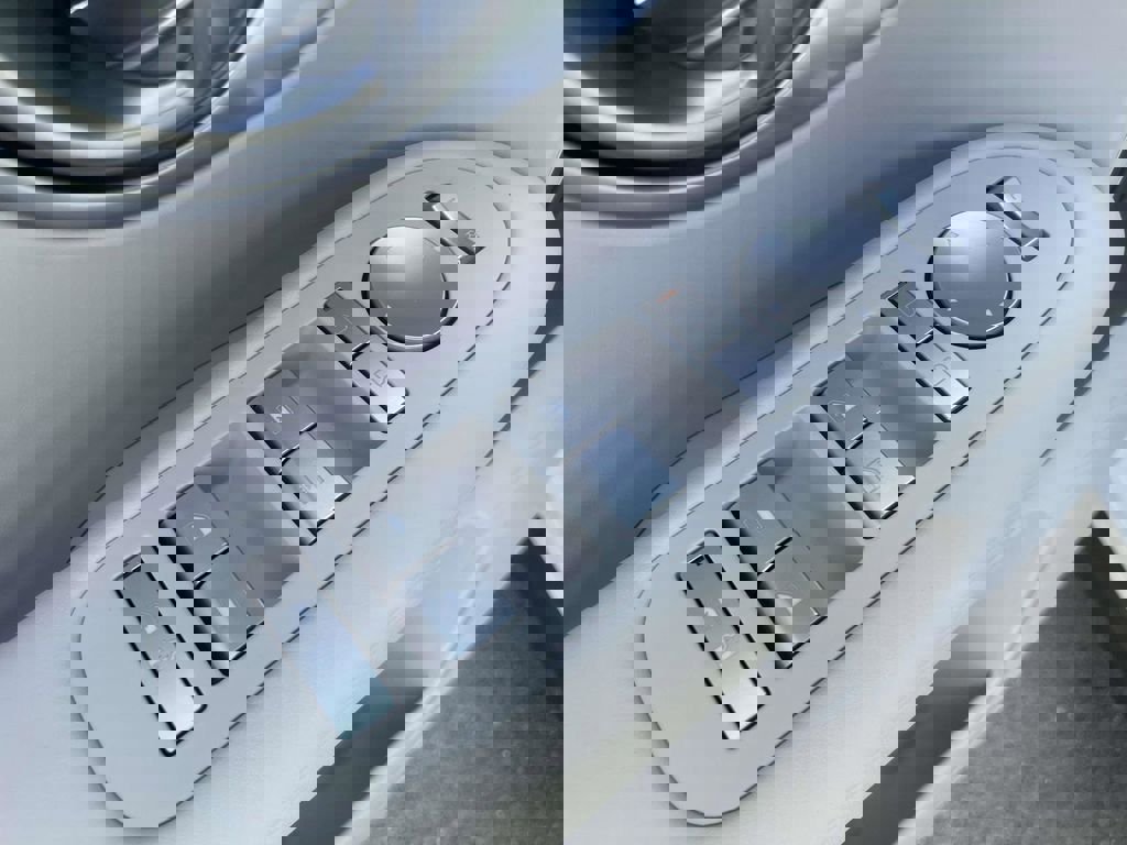 New 2026 Hyundai Ioniq 9 S image 13