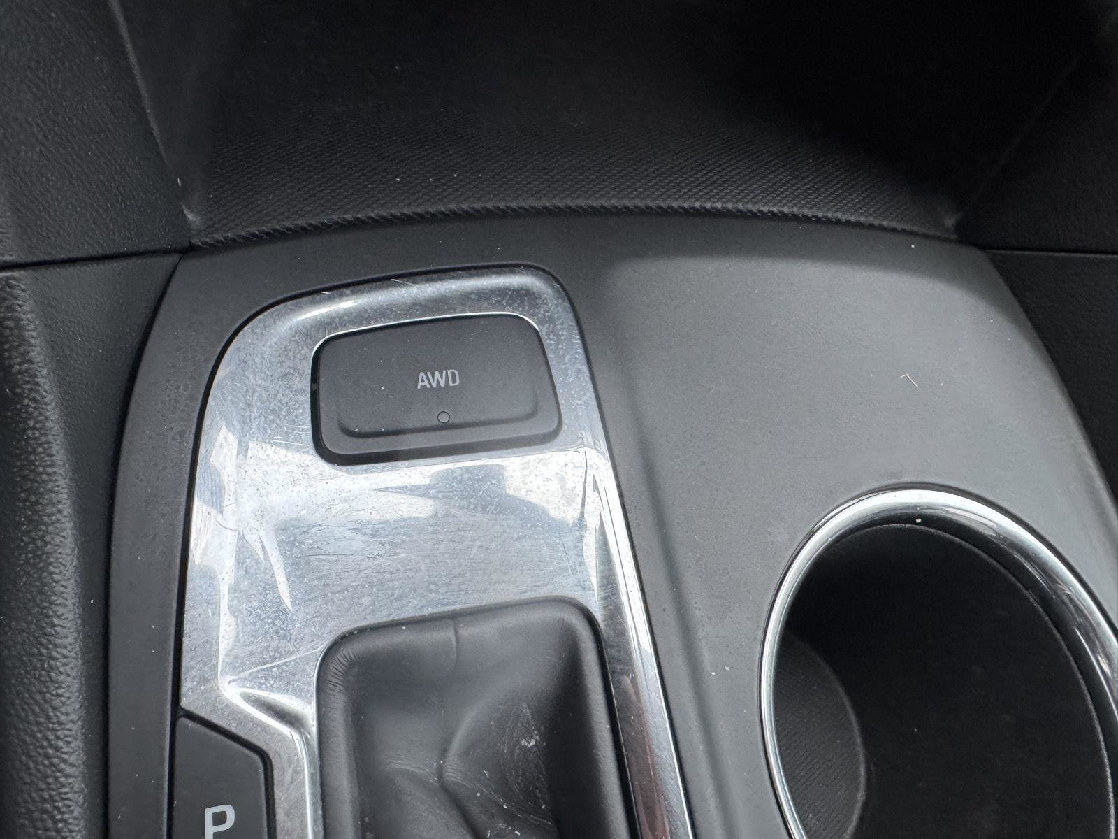 Used 2023 Chevrolet Equinox LS w/ LS Convenience Package image 19