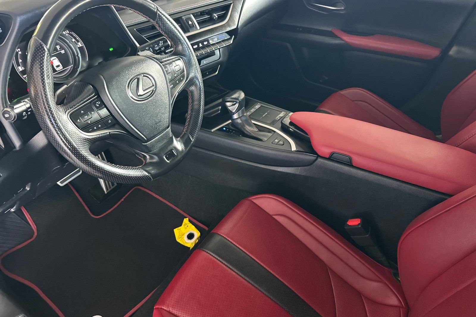 Used 2020 Lexus UX 250h F Sport w/ F Sport Premium Package AWD/4WD image 7