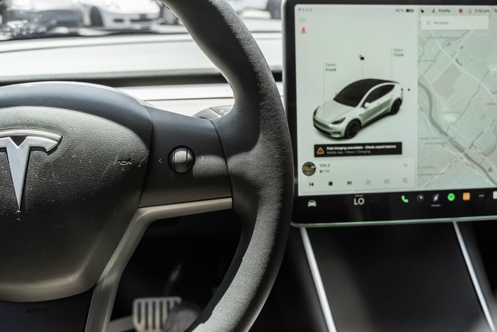 Used 2020 Tesla Model Y Performance AWD/4WD image 20