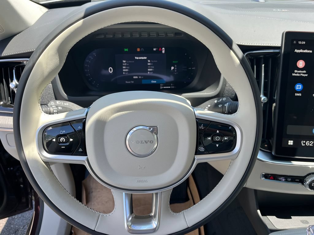 New 2026 Volvo XC90 T8 Ultra w/ Protection Package AWD/4WD image 11
