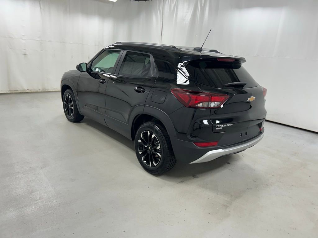 Used 2023 Chevrolet TrailBlazer LT w/ Convenience Package image 7