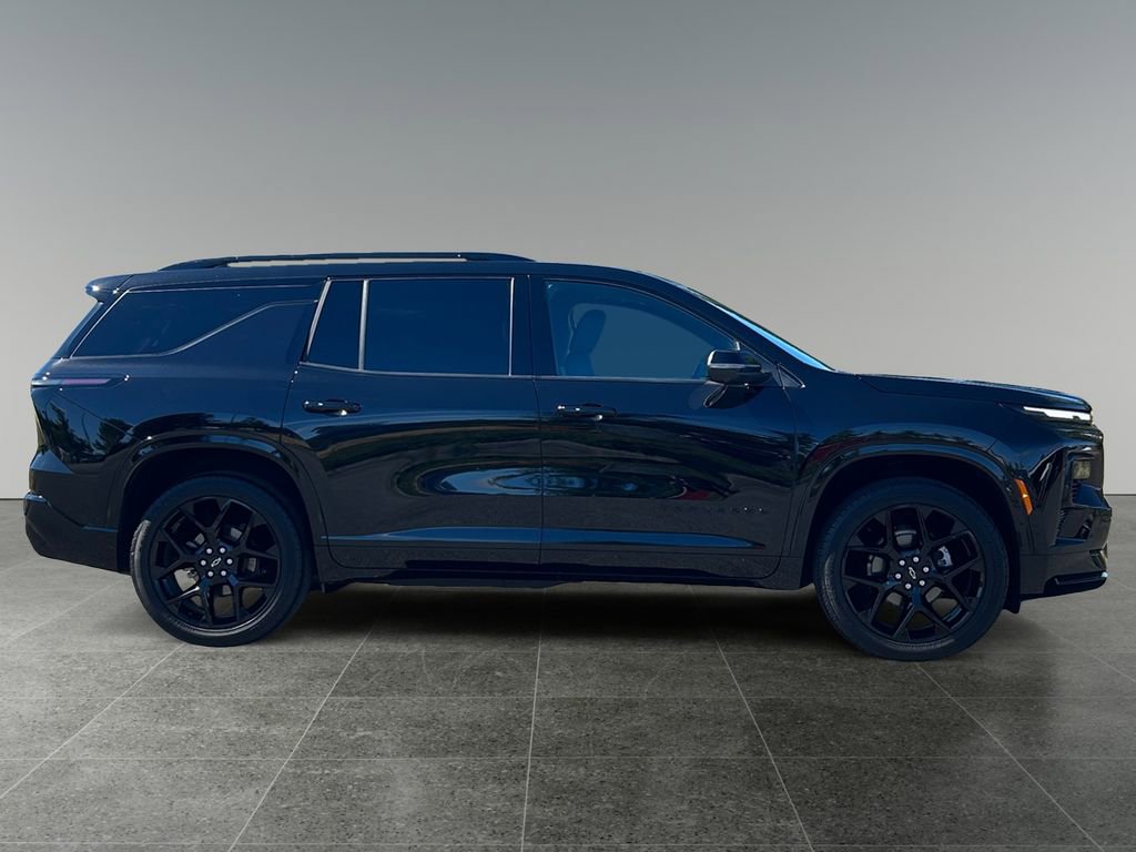 Used 2024 Chevrolet Traverse RS w/ LPO, Floor Liner Package image 8