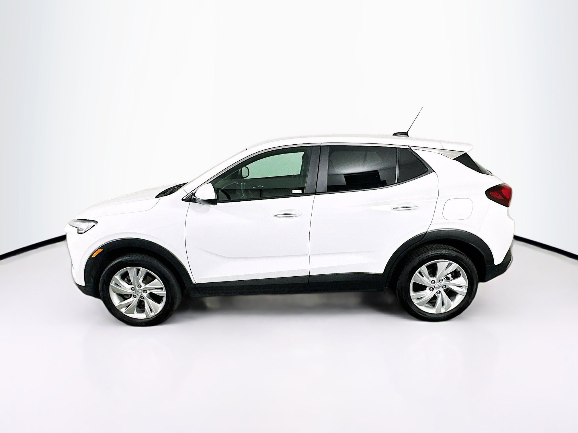Used 2025 Buick Encore GX Preferred image 4