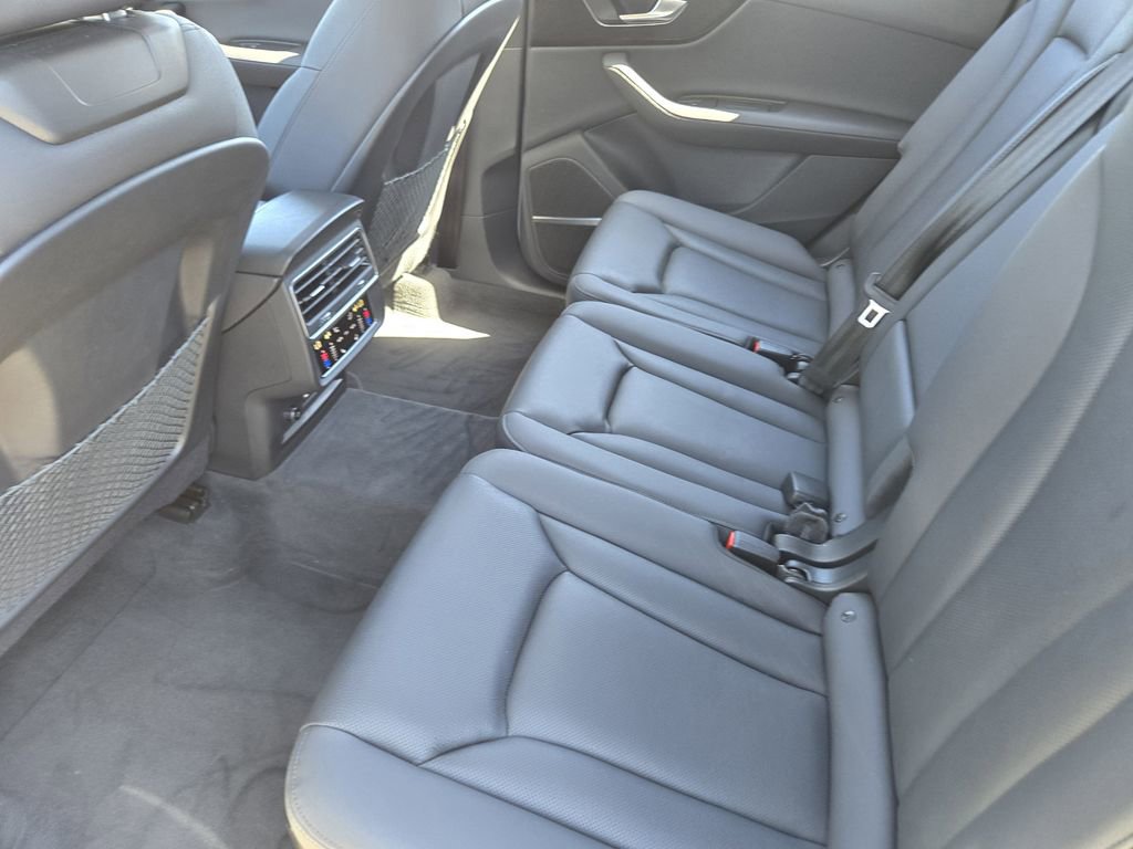 Certified 2023 Audi Q7 3.0T Prestige image 40