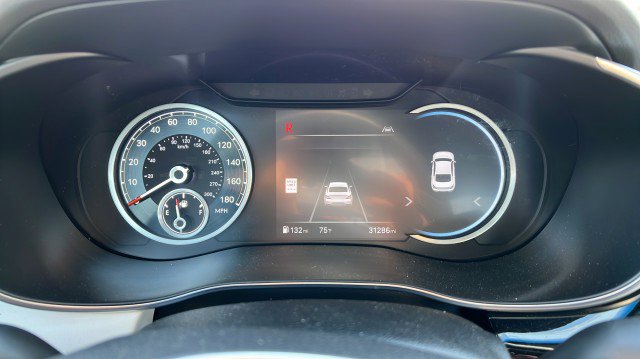 Used 2025 Genesis G70 2.5T image 28