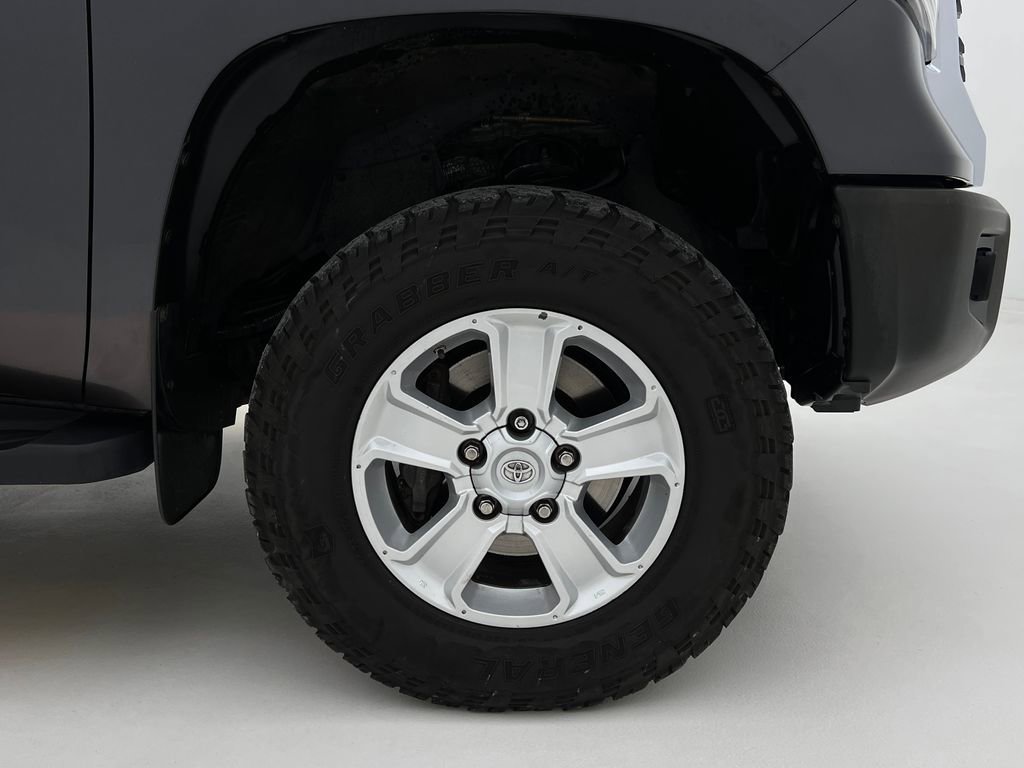 Used 2018 Toyota Tundra SR5 image 30
